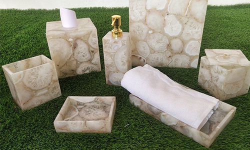 Bath Accessories Set in White Agate